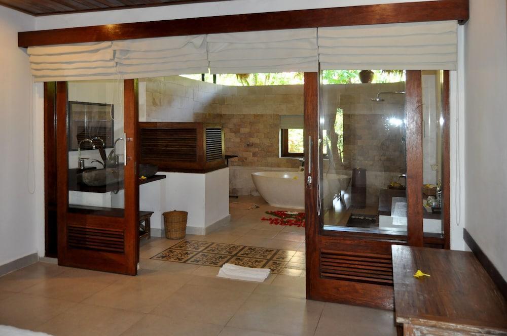 Subak Tabola Villa Sidemen  Exteriör bild